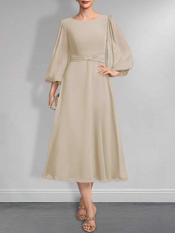 Vestido de gasa para madre de la novia, corte A, escote redondo, largo hasta la rodilla, plisado, con broche de cristal