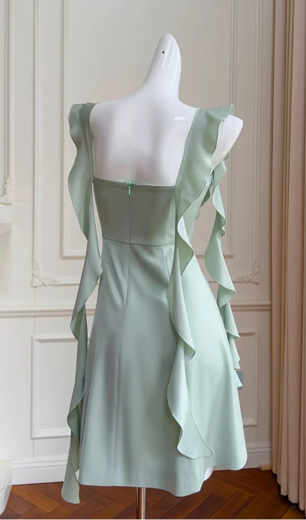 Schlichtes A-Linien-Heimkehrkleid aus Satin, Mini-Abschlussballkleid, Partykleid Y7575