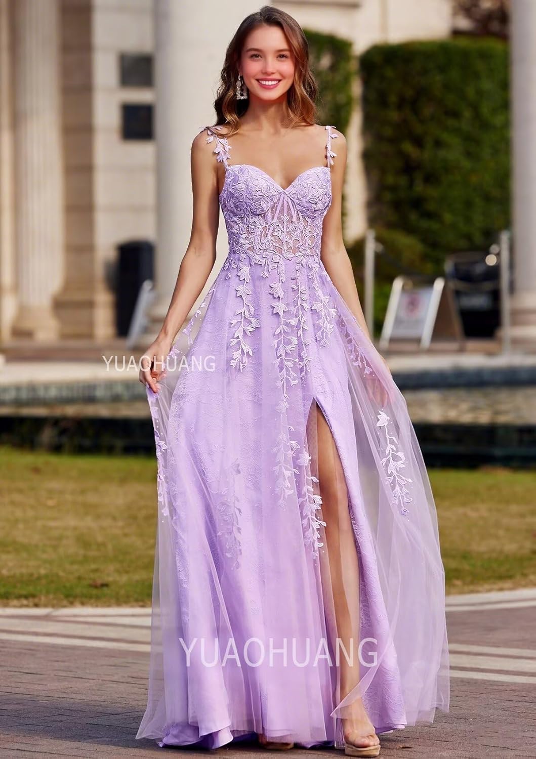 Lace Applique Tulle Prom Dresses for Women 2025 Spaghetti Straps Ball Gown Formal Evening Party Gown with Slit