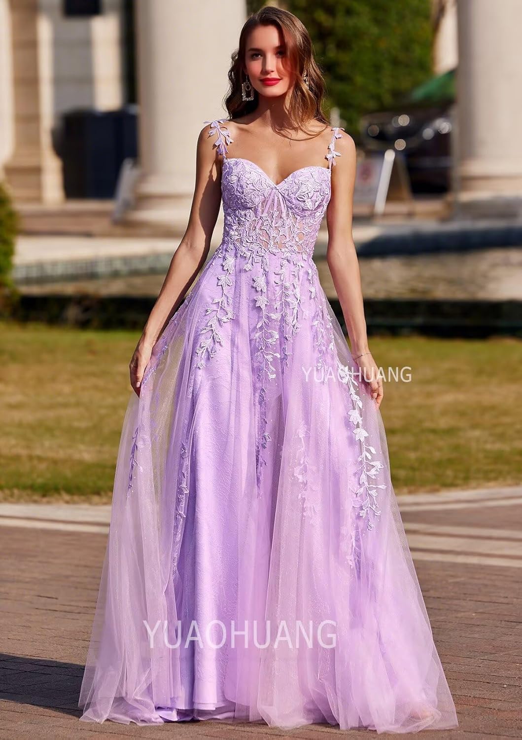 Lace Applique Tulle Prom Dresses for Women 2025 Spaghetti Straps Ball Gown Formal Evening Party Gown with Slit