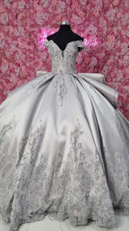 Lujoso vestido de quinceañera plateado con hombros descubiertos, vestido de fiesta plateado Y1157