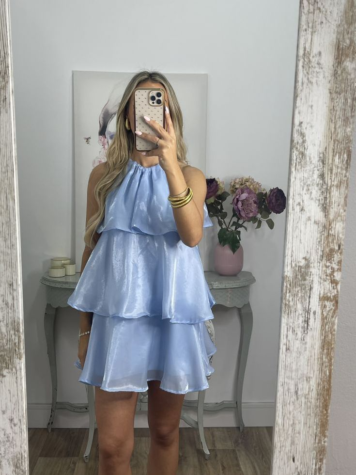 Vestido corto de fiesta con capas y cuello halter de organza azul sencillo, vestido de regreso a casa Y8089