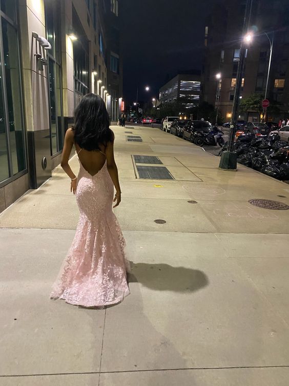 Vestido de noche romántico de sirena con encaje, sin mangas y espalda descubierta en rosa, con cola Y1490
