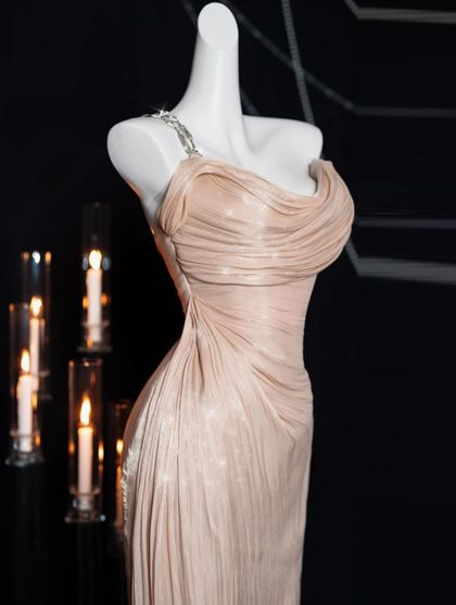 Hermoso vestido de noche rosa con un solo hombro Y8199