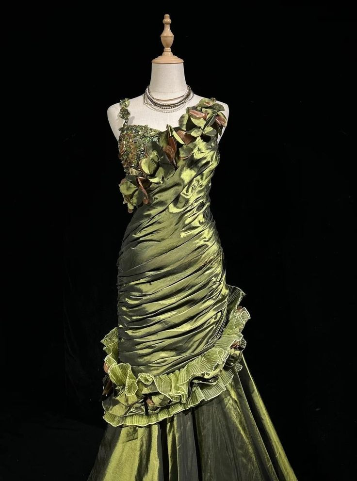 Vintage Dark Green Irregular Neckline Satin Beaded Evening Dress Ruched Mermaid Prom Dress Y8560