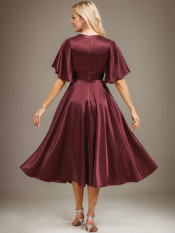 A-Linie V-Ausschnitt Wadenlanges Stretch Satin Kleid für die Brautmutter mit Perlenbesatz Plissee 