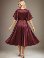 A-Linie V-Ausschnitt Wadenlanges Stretch Satin Kleid für die Brautmutter mit Perlenbesatz Plissee 