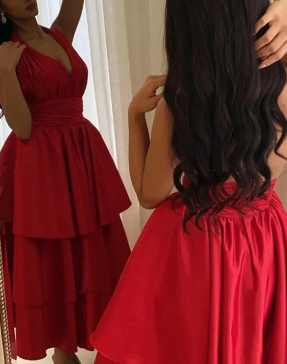 Charmantes Neckholder-Abendkleid mit V-Ausschnitt und A-Linie, gestuftes Satin-Ballkleid Y7660