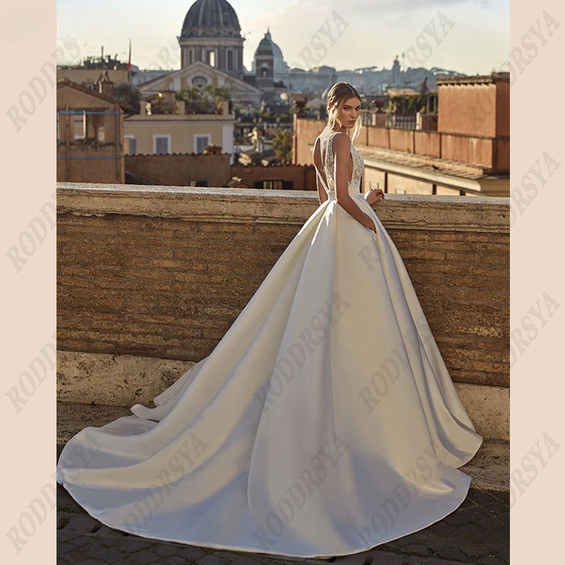 Soft Satin V-Neck Wedding Dresses For Women A-Line Backless Bridal Gowns Sleeveless Insertable Pocket Robe De Mariée-payinti