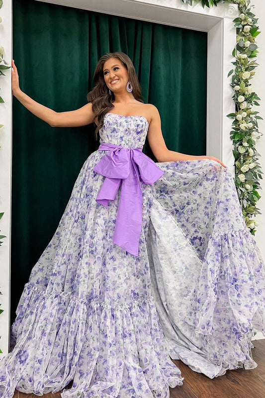 Schickes, trägerloses, langes Chiffon-Ballkleid mit Blumenmuster und Schlitz