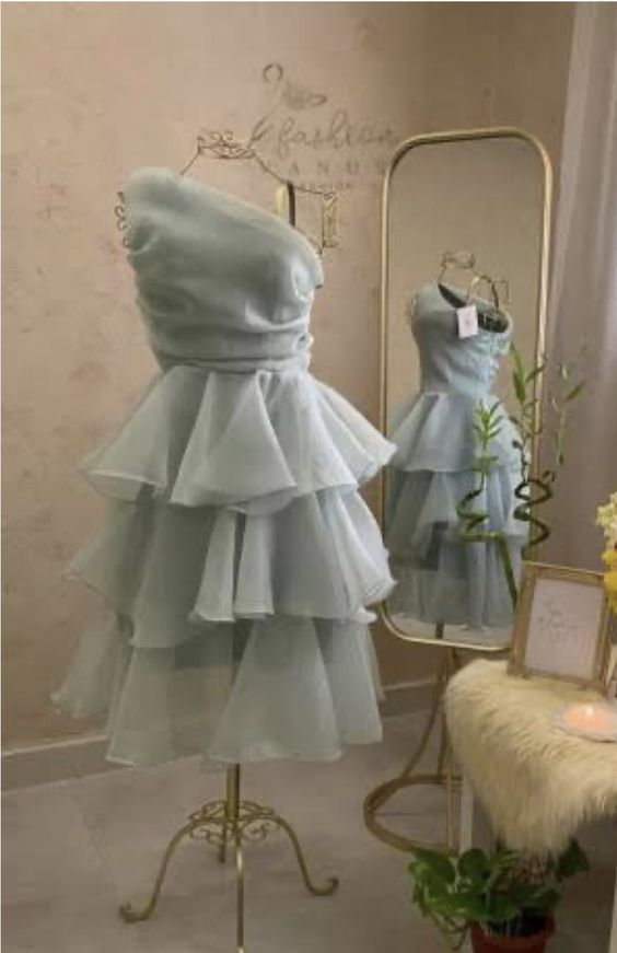 Elegante vestido de fiesta azul de un solo hombro con corte en A Y7665
