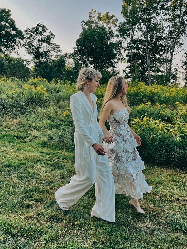 Hermoso vestido de fiesta largo sin tirantes con encaje floral 3D, con capas, blanco, corte A, vestido de noche, vestido de novia Y8462