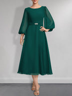 Vestido de gasa para madre de la novia, corte A, escote redondo, largo hasta la rodilla, plisado, con broche de cristal