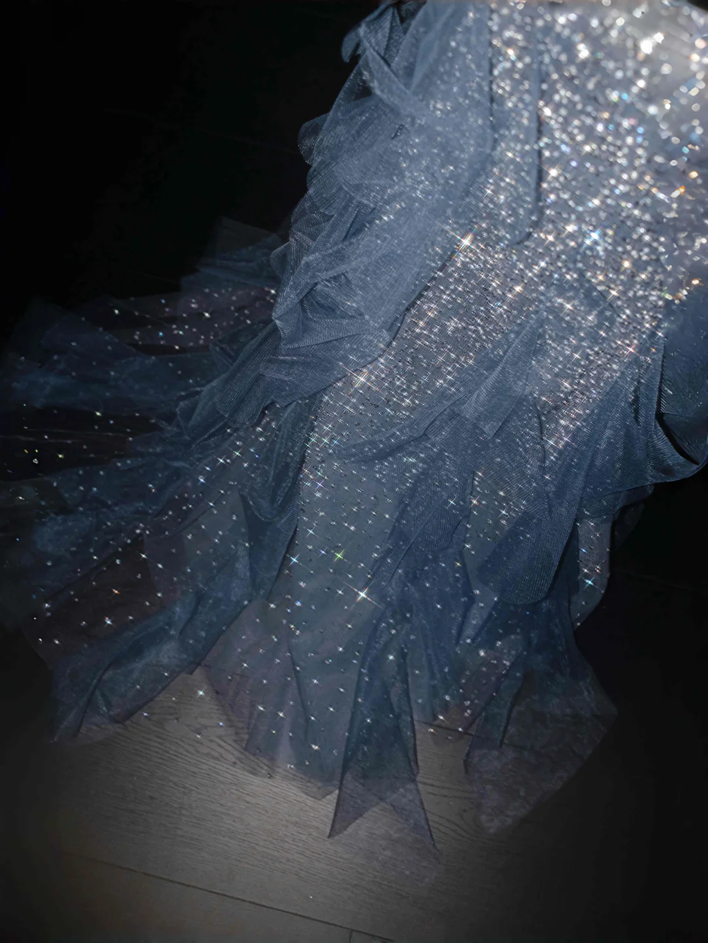 Wunderschönes blaues Tüll-Pailletten-Perlen-Rüschen-Meerjungfrau-Abschlussballkleid, formelles Abendkleid, Hochzeitskleid Y8671