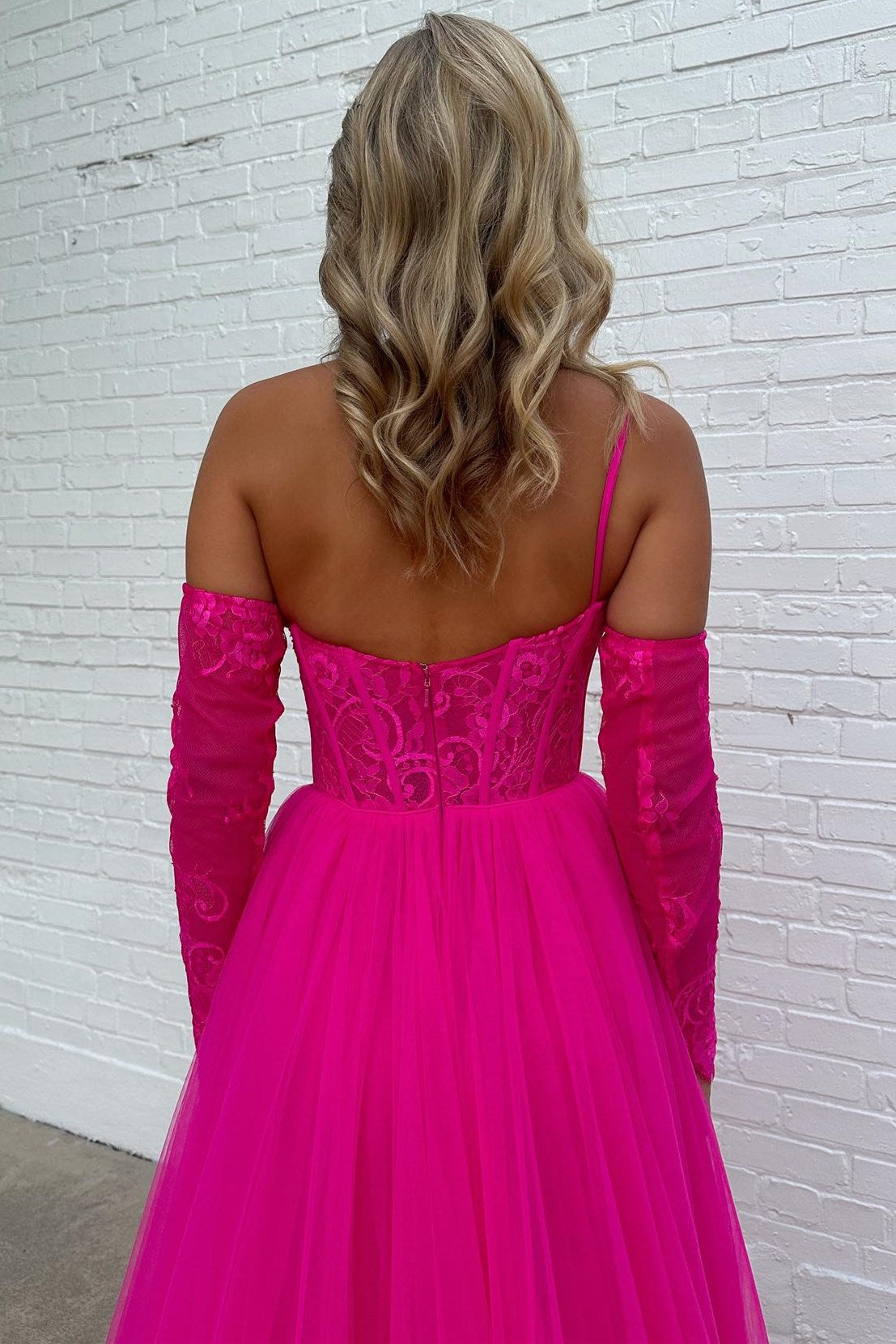 Madilyn |A-line One Shoulder Lace Tulle Prom Dress with Slit