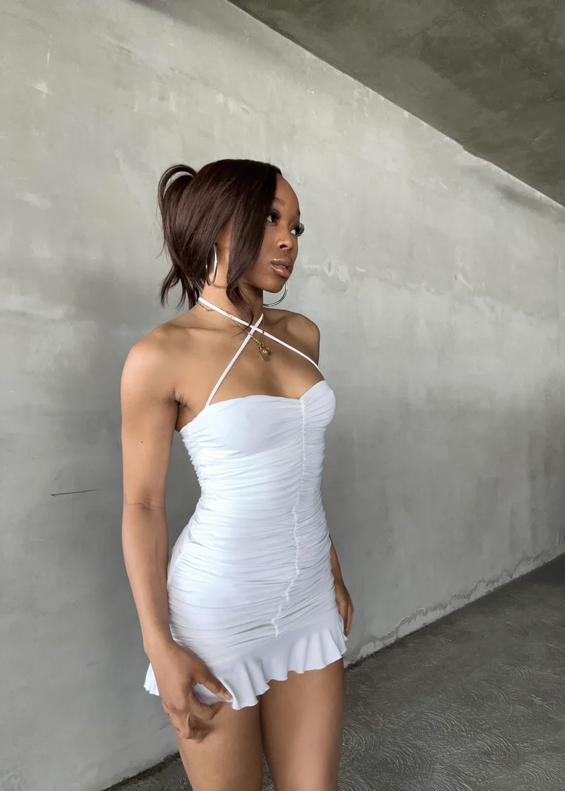 Vestido blanco ajustado con fruncido, minivestido de fiesta Y2443