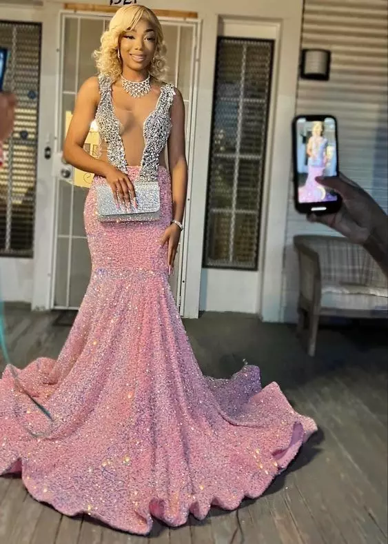 Vestidos de fiesta rosas brillantes, sexy vestido de noche rosa sirena con lentejuelas Y477