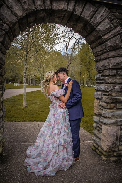 Elegantes schulterfreies langes Ballkleid mit Blumenmuster aus Tüll Y5889