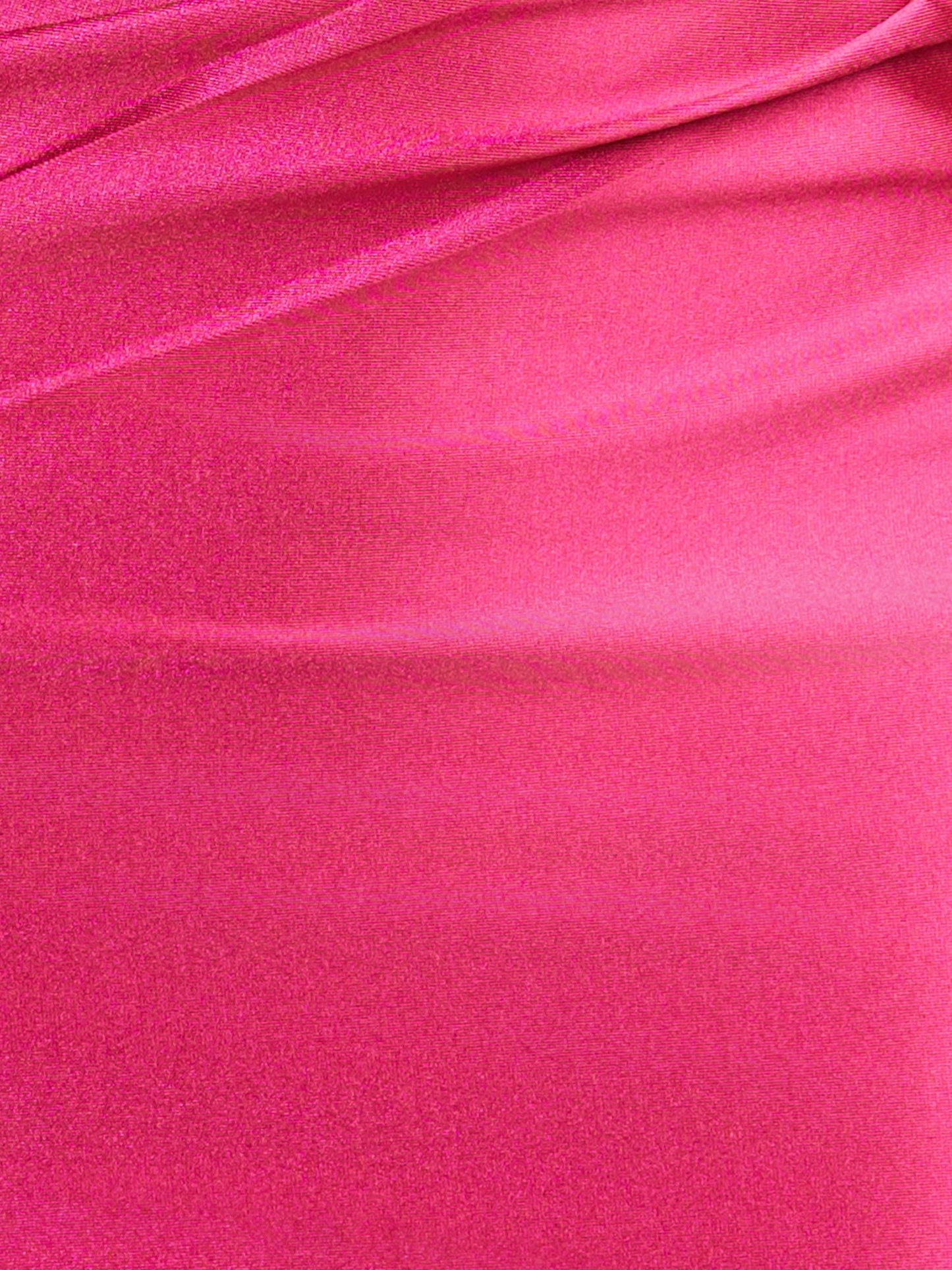 Ariana | Vestido corto de satén fucsia con hombros descubiertos para la fiesta de bienvenida