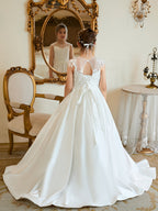 Duchesse-Linie/Princess-Linie Satin Sweep/Pinsel zug Erstkommunion Blumenmädchenkleid 