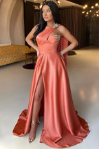 Langes Meerjungfrau-Ballkleid mit Schlitz vorne und einer Schulter