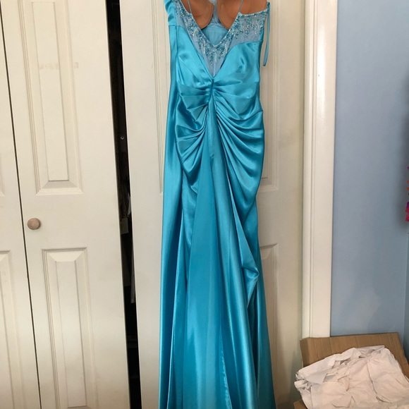 Schlichtes blaues Spaghettiträger-Abendkleid aus Satin im Meerjungfrau-Stil, formelles Ballkleid Y8404