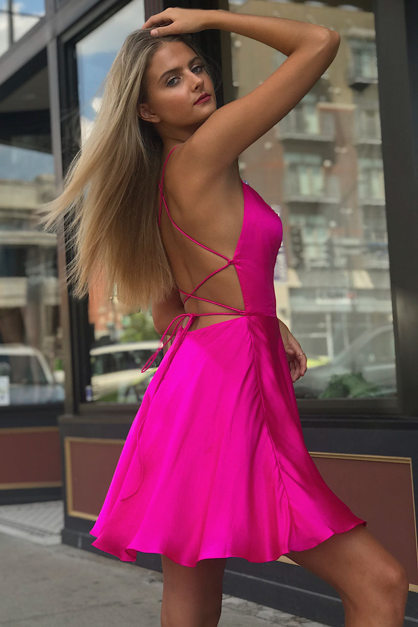 Gloria | A-Linien-Heimkehrkleid aus Satin mit Spaghettiträgern