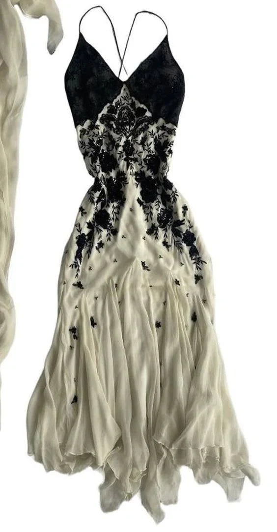 Vestido de fiesta largo de noche con tirantes finos color champán, de gasa y encaje negro, Y7480