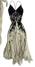 Vestido de fiesta largo de noche con tirantes finos color champán, de gasa y encaje negro, Y7480