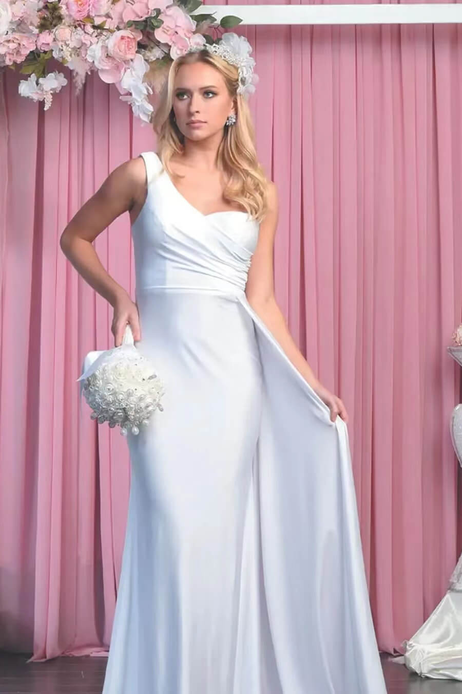 Elegantes Meerjungfrau-Abendkleid mit einer Schulter und Rüschen