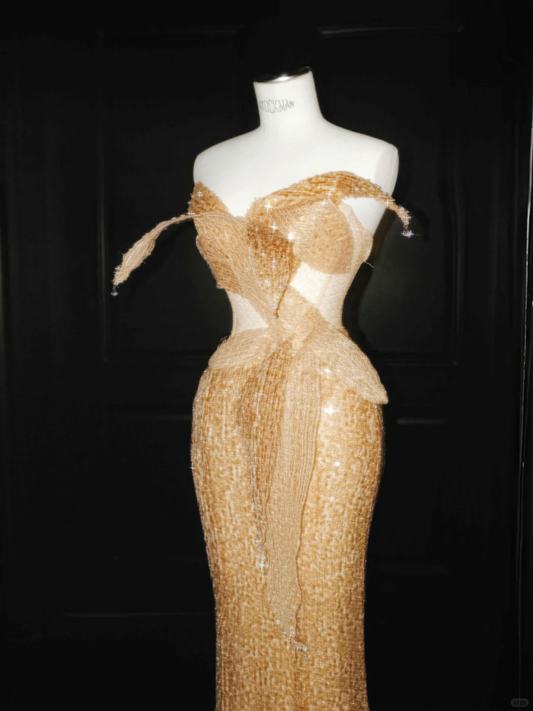 Vestido de fiesta largo de sirena sin tirantes con lentejuelas doradas brillantes Y8656