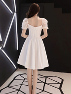 Weißes Satin-Kurzballkleid, weißes Homecoming-Kleid, Y2423