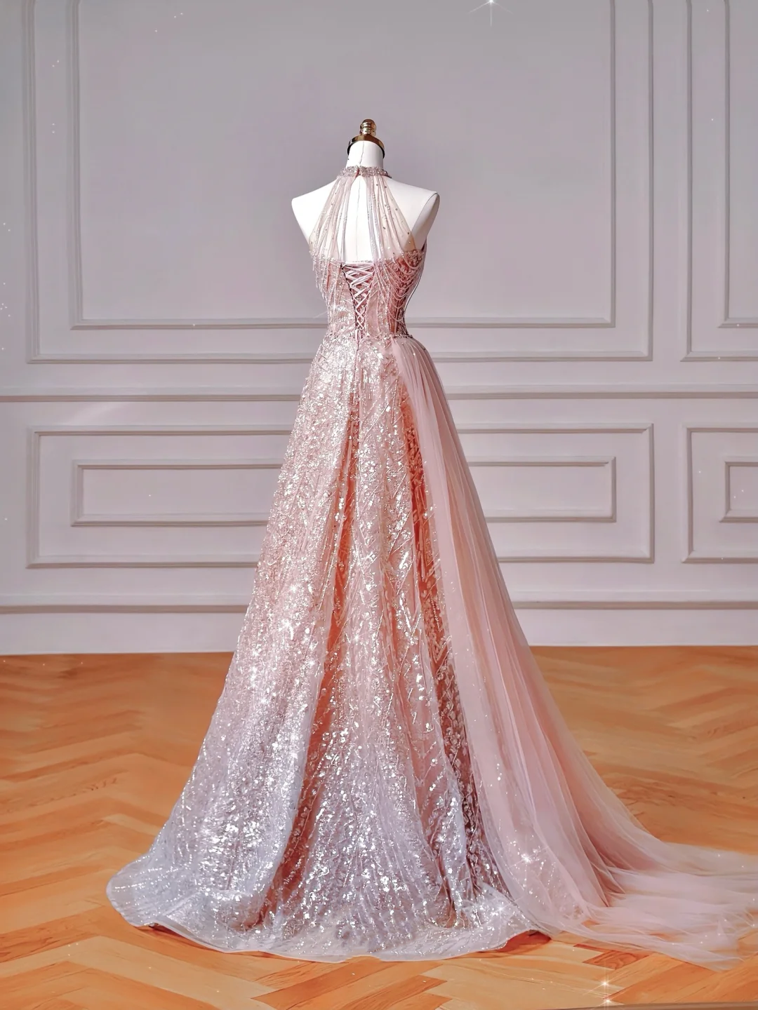 Glitzerndes rosa Neckholder-Pailletten-Tüll-A-Linien-Ballkleid Abendkleid Y8608