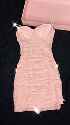 Feminin Sexy Stil Rosa Plissee Spaghettiträger Body Kleid Mini Homecoming Kleid Y380