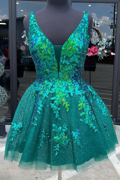 Davina | Vestido de fiesta corto de encaje con escote en V y espalda descubierta