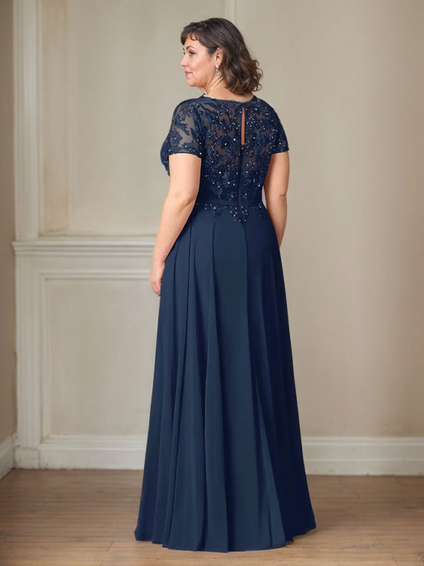 Vestido de gasa azul marino oscuro con escote barco, lentejuelas y corte en A
