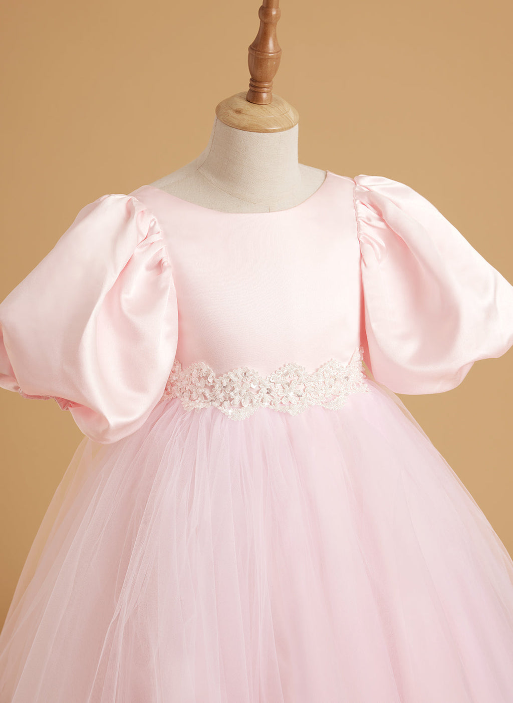 A-Linie Satin Tüll Kurzarm Blumenmädchenkleid 