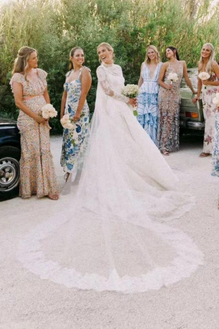 Vestido de novia de tul con espalda abierta, escote cuadrado, manga larga y corte A hasta el suelo con encaje