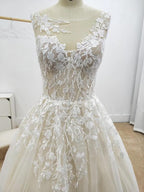 A-Linie Blumenapplikationen Strand Brautkleider Rückenfreies Brautkleid WD467