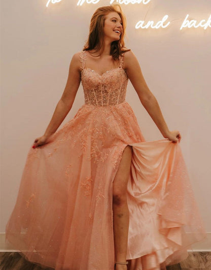 Rylie | A-Linien-Ballkleid aus Glitzertüll mit Spaghettiträgern und Schlitz