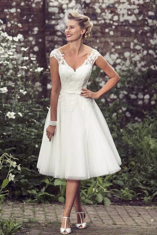 A-Linie Brautkleid Tee Länge Spitze Kurzes Brautkleid WD747