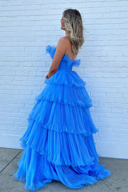 Schulterfreies Ballkleid aus Tüll mit Rüschenlagen SYP144