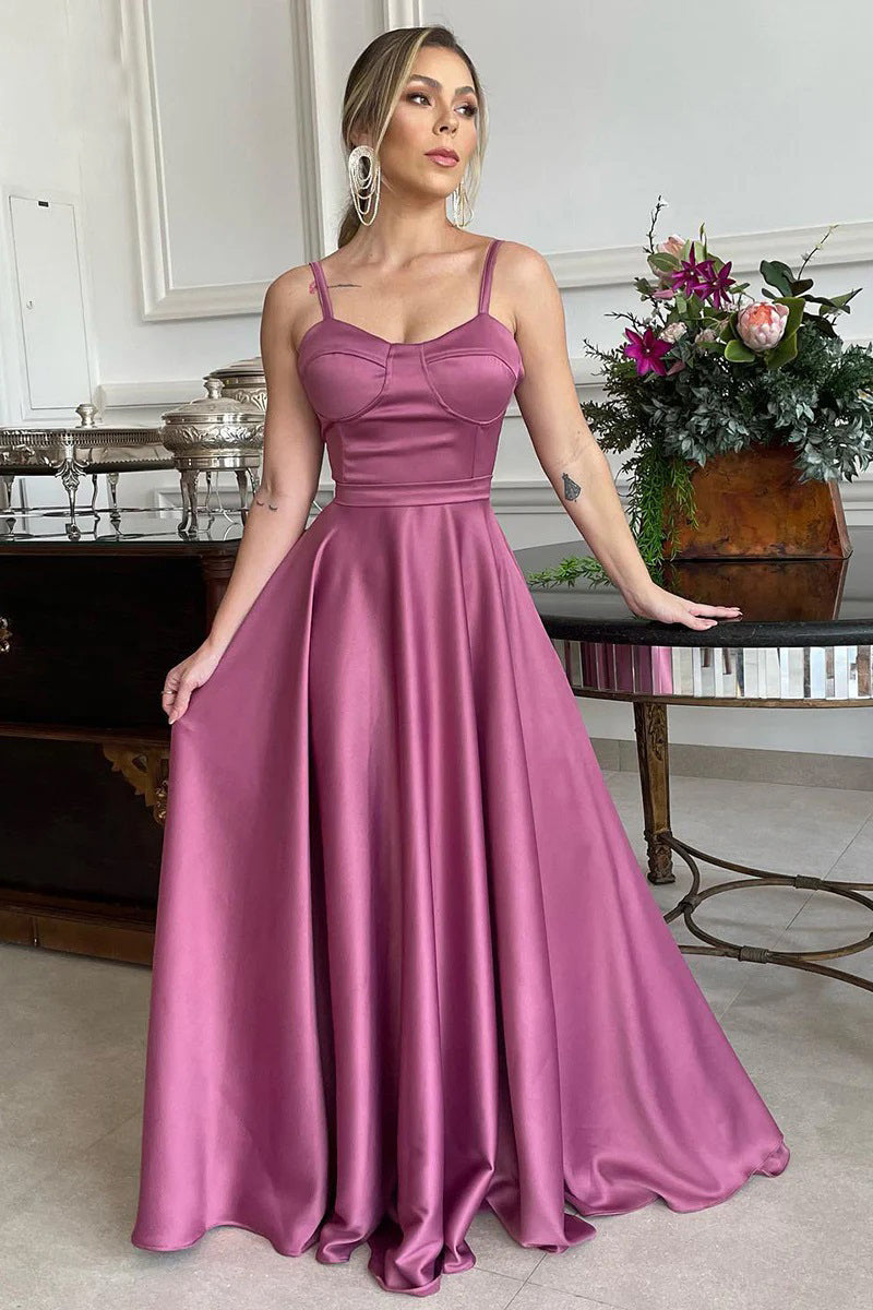 Vestido de dama de honor largo con escote en forma de corazón, tirantes finos y fruncido, corte en A, BD110