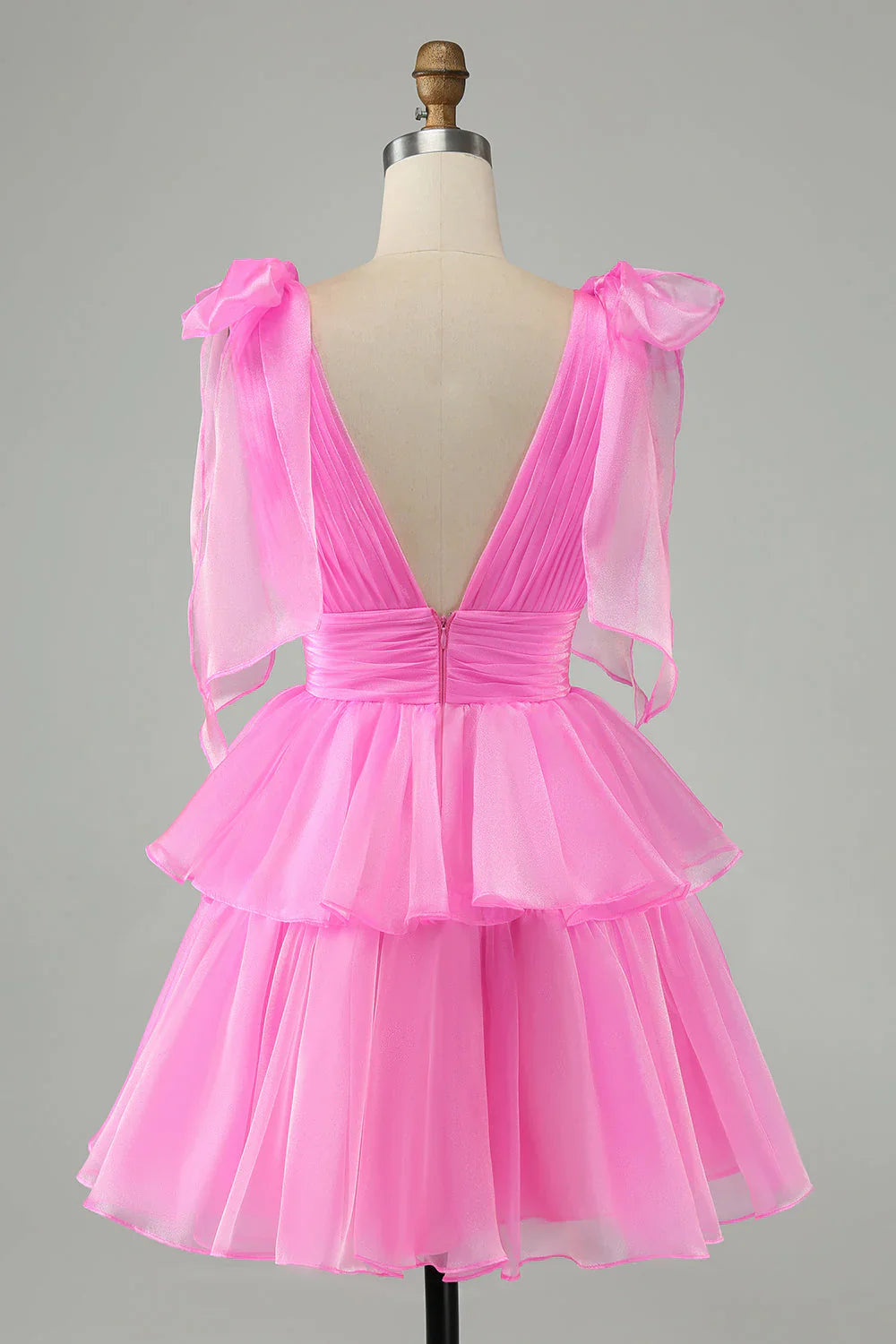 Kurzes Homecoming-Kleid mit V-Ausschnitt, Plissee und Stufen SYH109