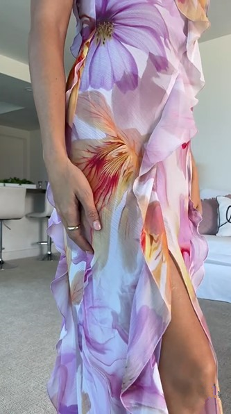 Hermoso vestido de fiesta largo con volantes, estampado floral, espalda baja, abertura y abertura, vestido de noche Y8099