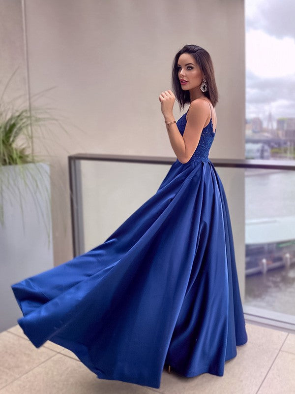 Applique Spaghetti Straps Floor Length Dresses SYP124