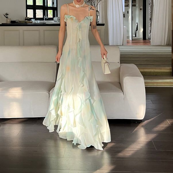 Hermoso vestido de fiesta de gasa verde con volantes en capas y tirantes finos Y7897