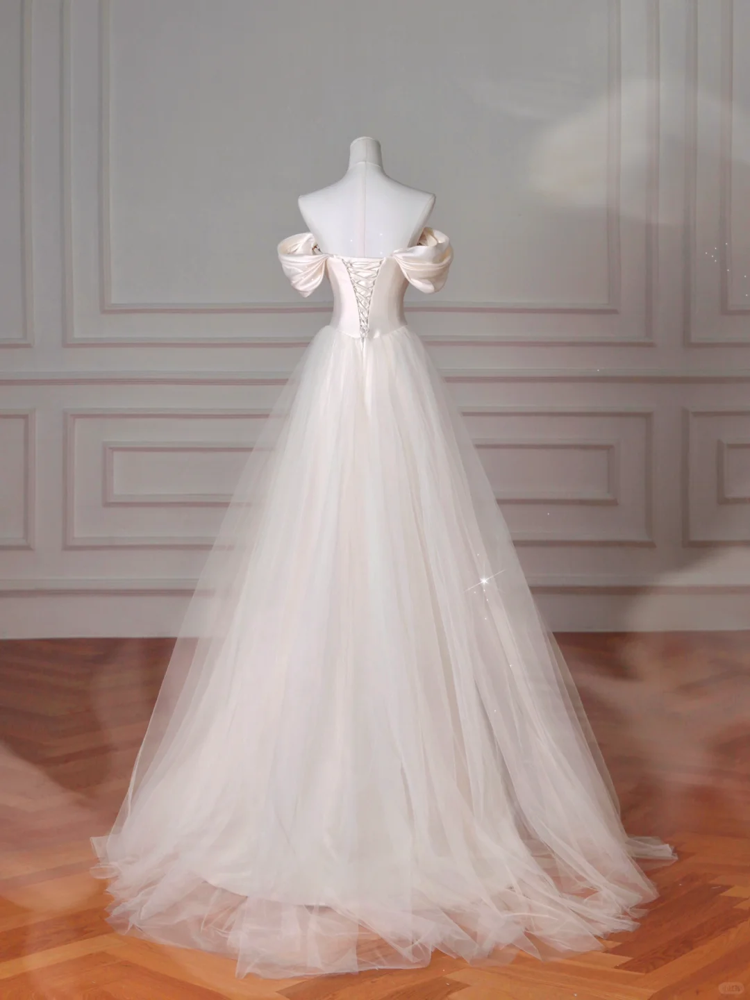 Elegantes weißes schulterfreies Satin-Meerjungfrauen-Abendkleid mit Perlen, formelles Ballkleid, Hochzeitskleid Y8617