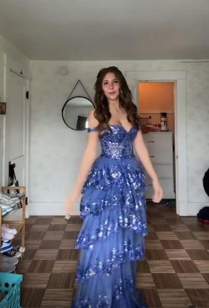 Funkelndes blaues Tüll-Pailletten-Abendkleid mit mehreren Lagen, formelles Ballkleid mit Schlitz, Y7961