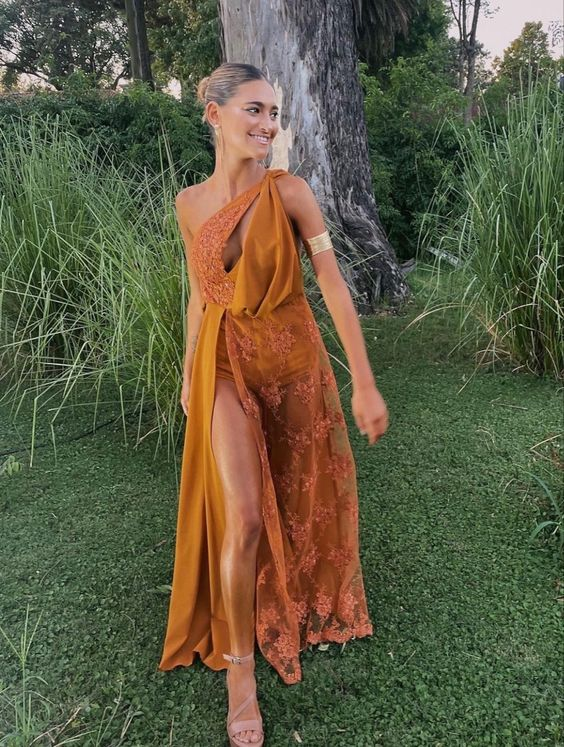 Vestido de fiesta elegante de un solo hombro con abertura, vestido de noche moderno Y6248